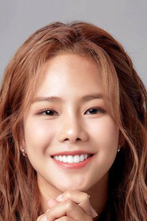 วรัญช์รักษ์ พรปวีณ์วรกุล as Mint (Rookie Team) in THE iDOLM@STER.KR