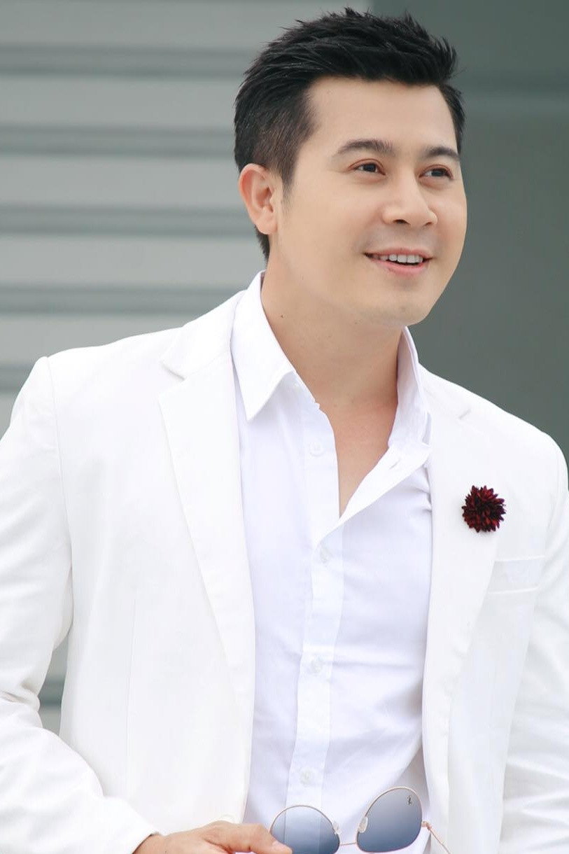 Nay Toe as A Thu in Slaves of Cupid