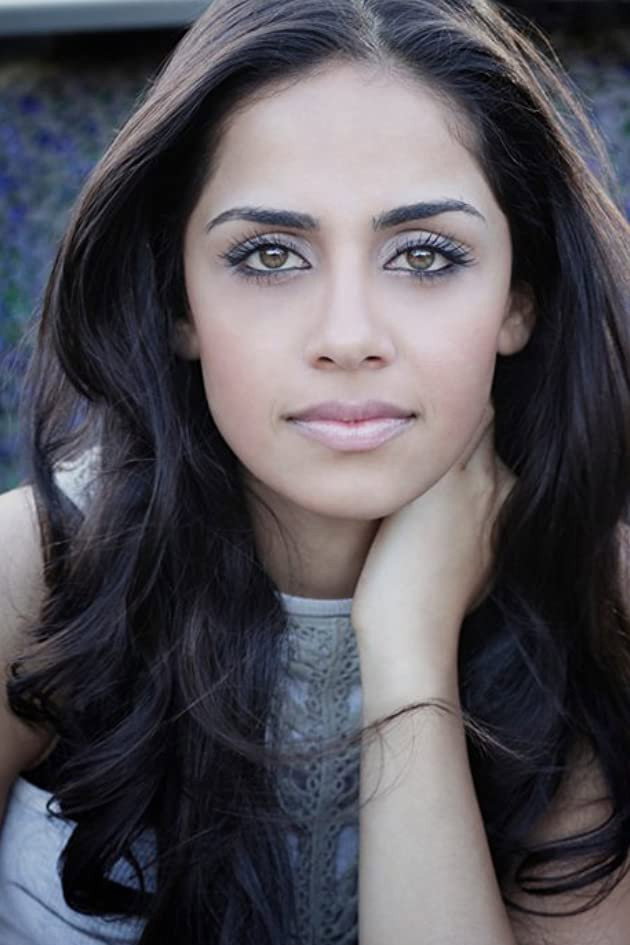 Nishi Munshi as Tracy in Mayor of Kingstown