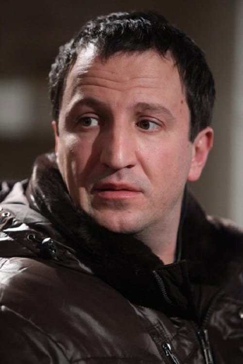 Денис Синявский as Сергей in 13 Klinicheskaya