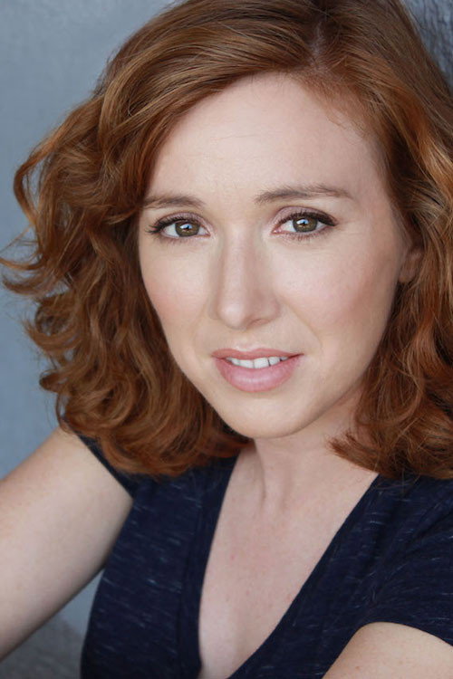 María Albiñana as La profesora in La madre