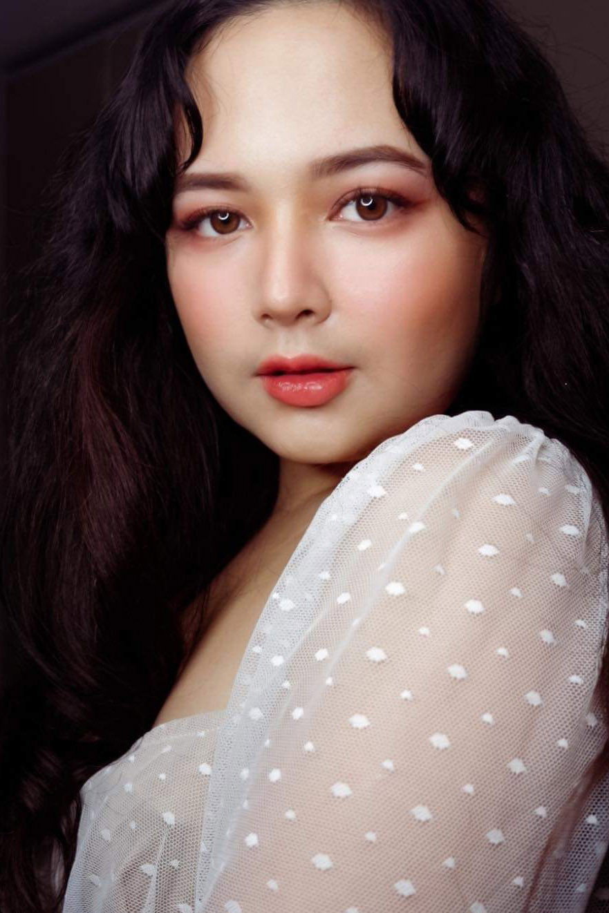 Inah de Belen as Maricel Reyes in Oh, My Mama!