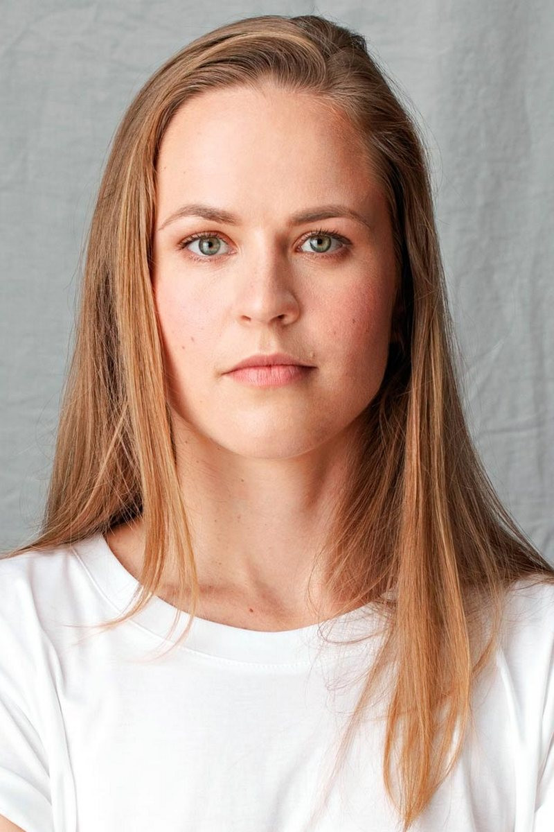Iida-Maria Heinonen as Sara in Isolated