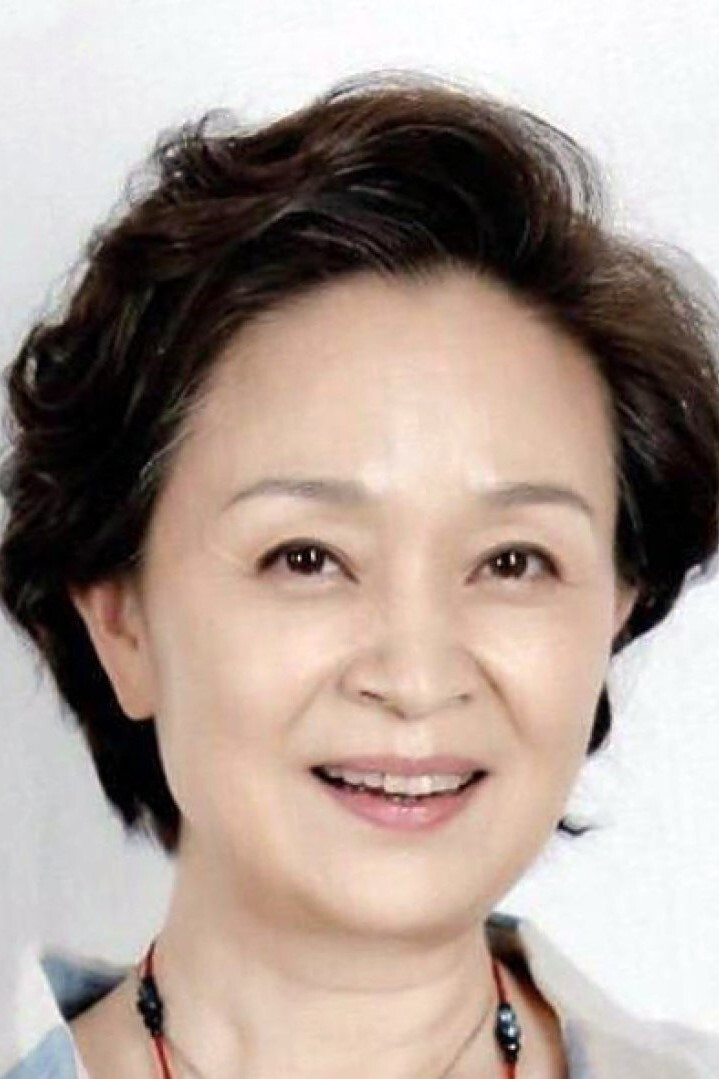 Liu Li-li as San Xian Gu in Hunter