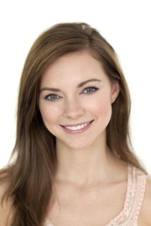 Carrie MacLemore as Aubrey in The Cosmopolitans