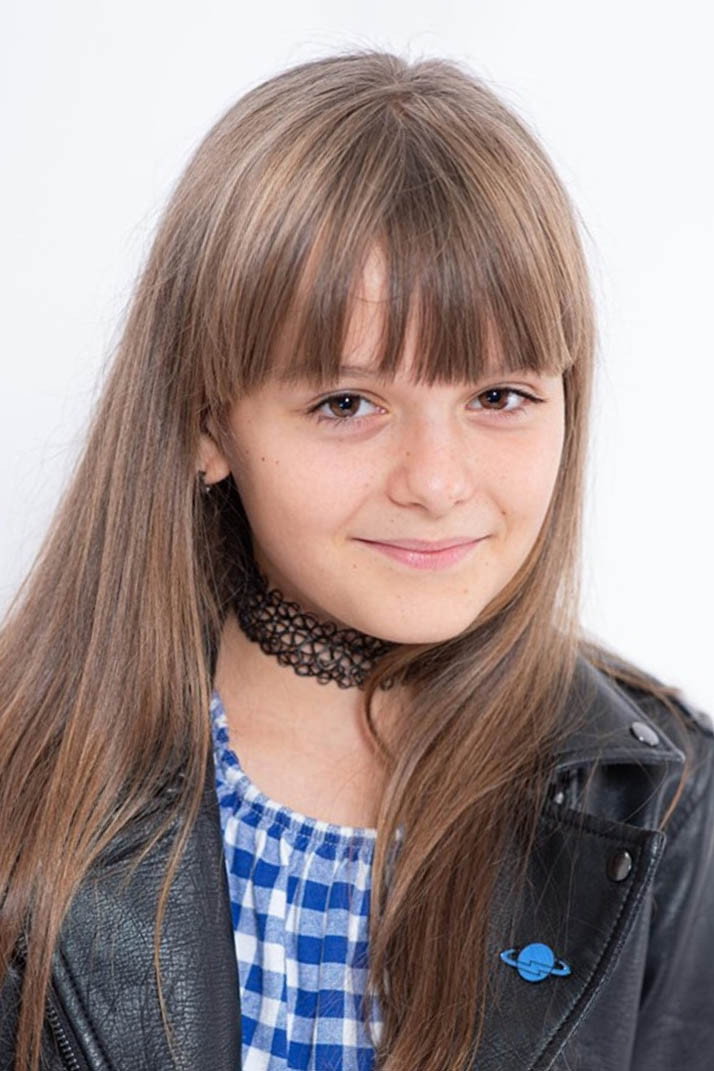 Adéla Heftyová as Anežka Jančichová in Prázdniny