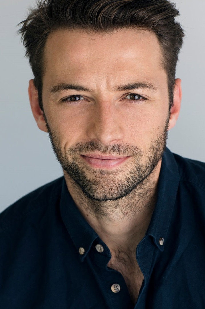 Ido Drent as D.S. Justin Harding in The Gulf