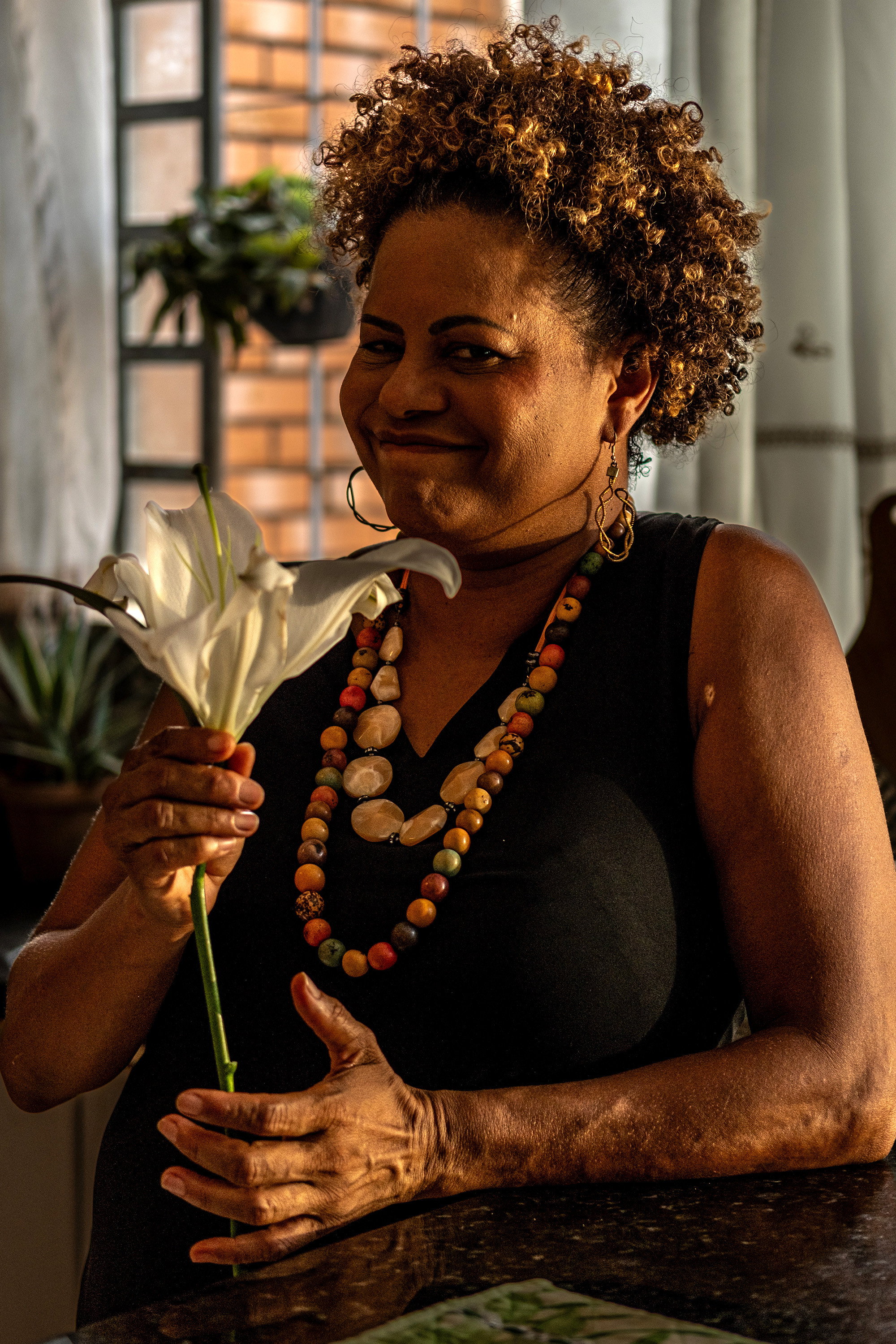 Jucelina Ferreira as Márcia in Lírios