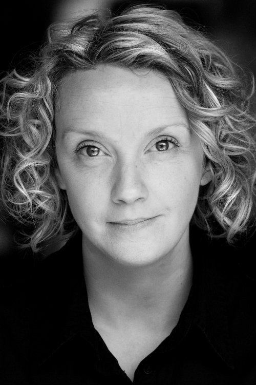 Naomi Radcliffe as Joanne in A Good Thief
