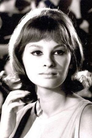 Erika Szegedi as Florentina in Sinbad