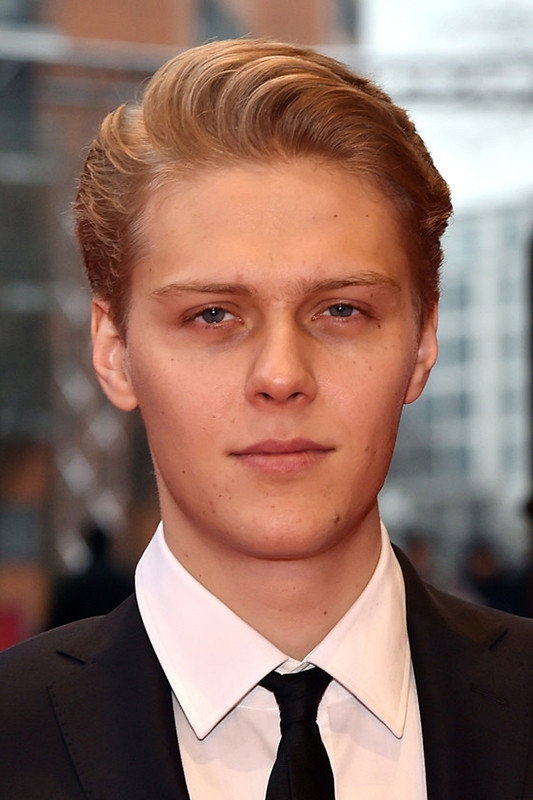 Jakub Gierszał as Per in Morris from America