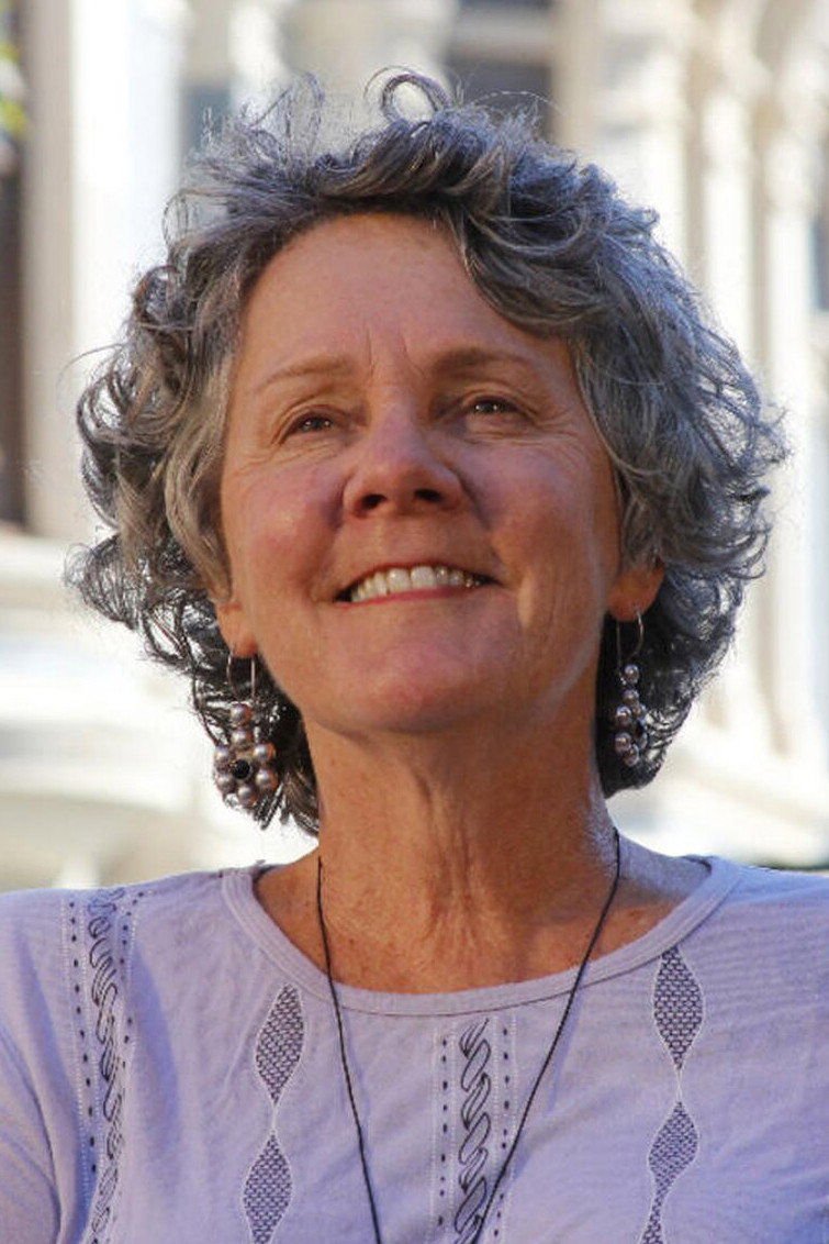 Maggie Renzi as Katie Sipriano in Return of the Secaucus Seven