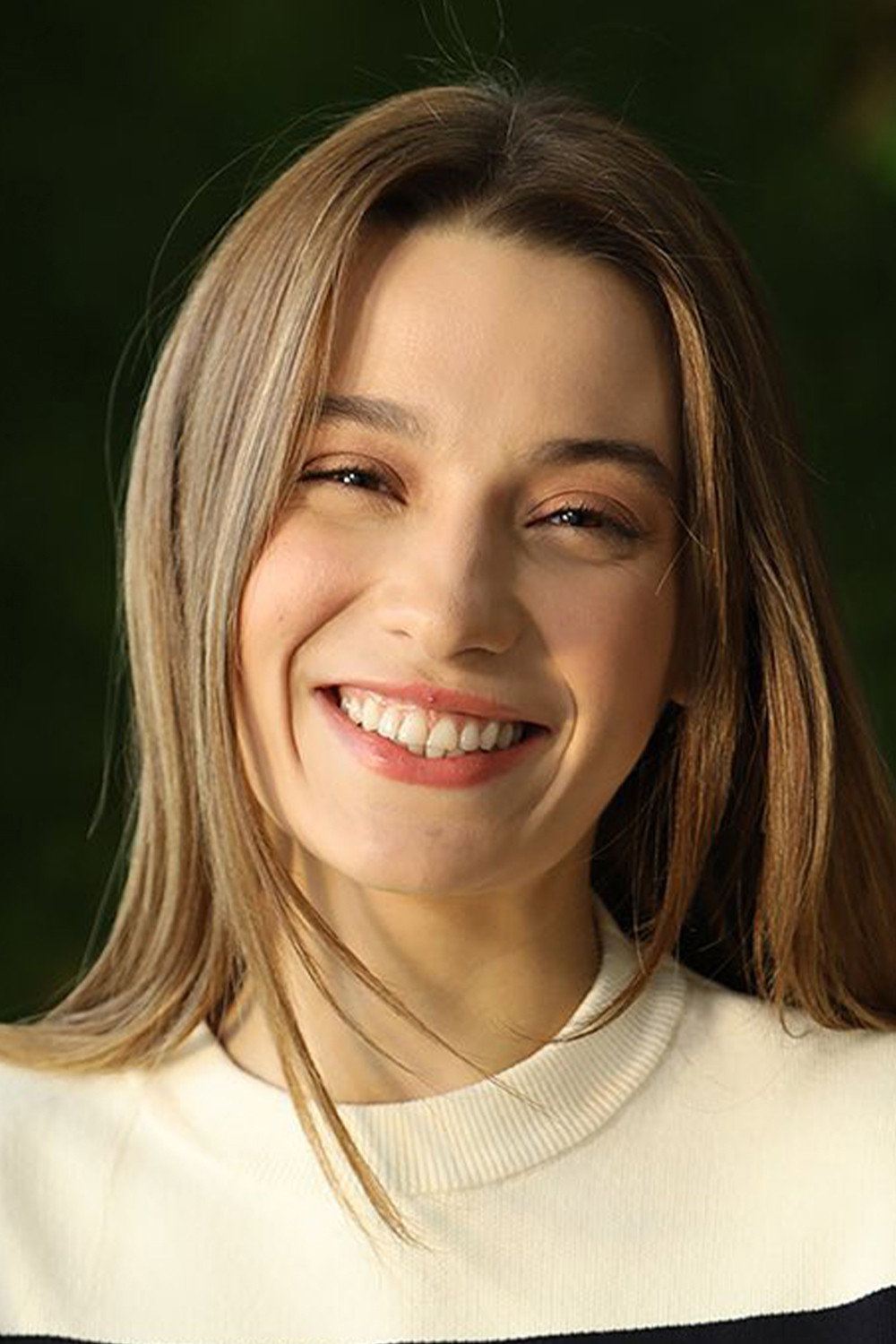 Sümeyye Aydoğan as Gece in The Tropical