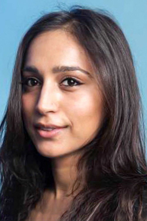 Zoya Hussain as Aruvi in Kaadan