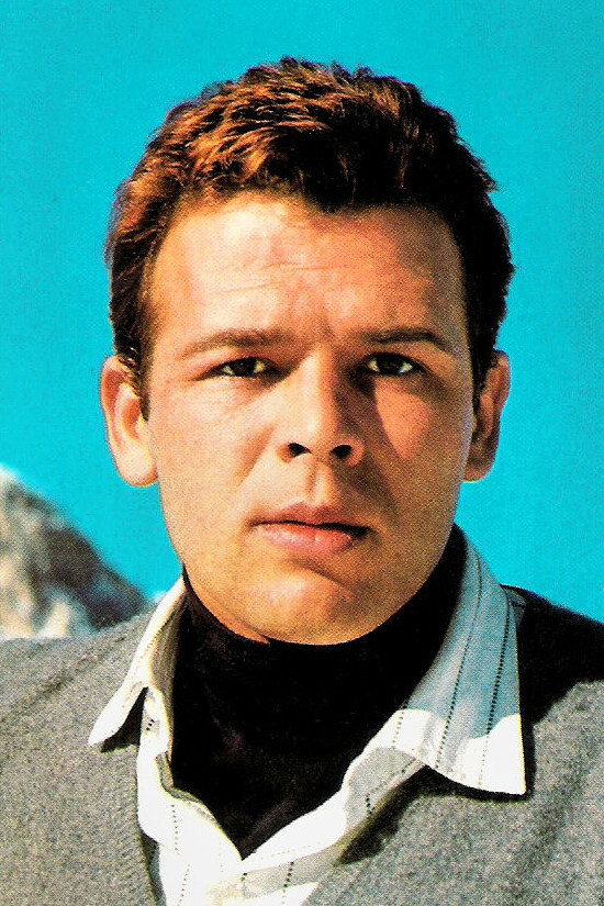 Renato Salvatori as Mario Angeletti in Fiasco in Milan