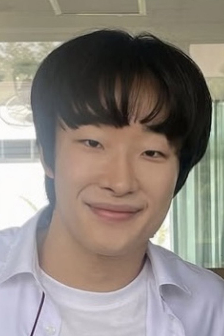이승준 as Han Byeong-ju in You Are the Apple of My Eye