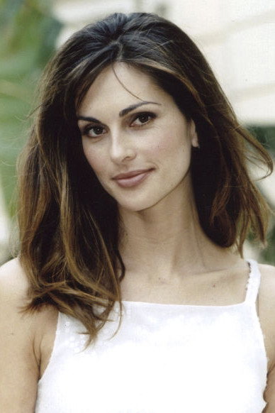 Tasha de Vasconcelos as Exotic Woman in Johnny English