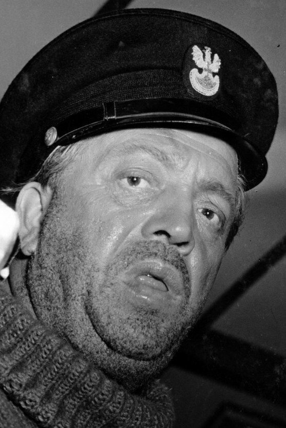 Zbigniew Filus as Senior Bosman Wacław Pierzchała in Eagle