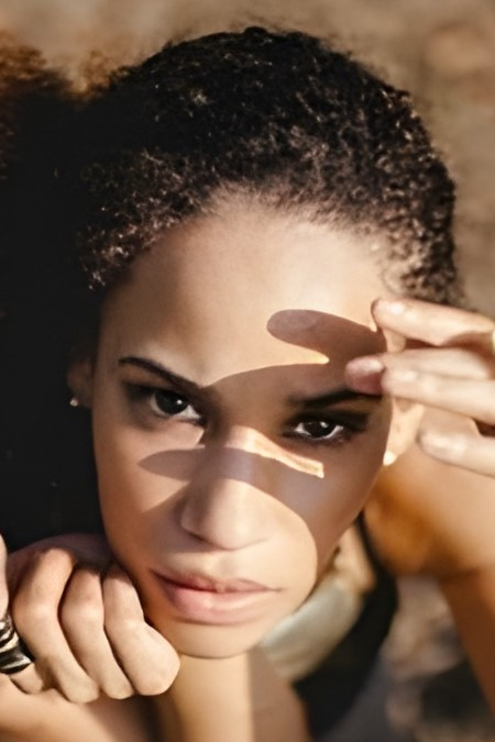 Naima Silva as Camila in Cidade dos Homens