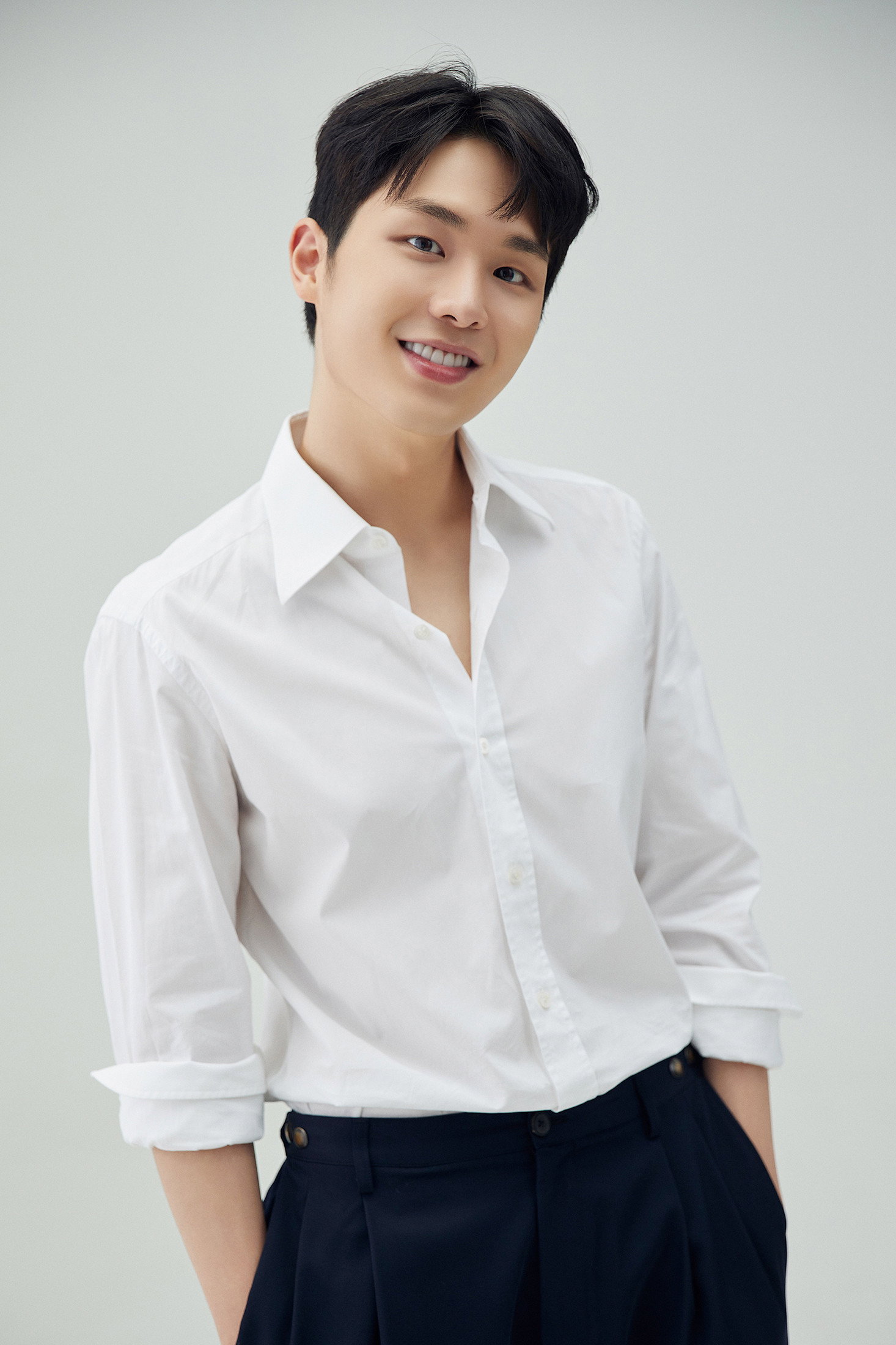Bae Hyeon-jun as Byeong-jin in Brave Citizen