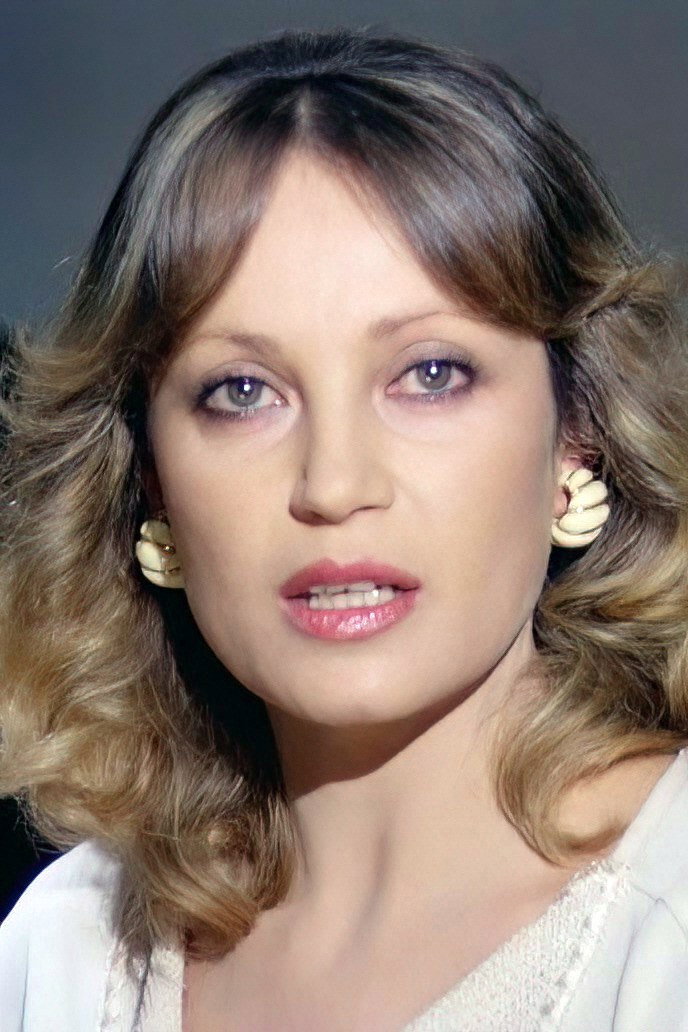 Anna Zinnemann as Daisy in Shoot the Living and Pray for the Dead