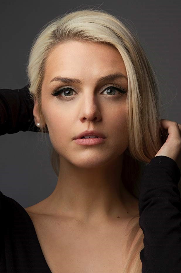Emily Sweet as Jess O'Brien in Guarded