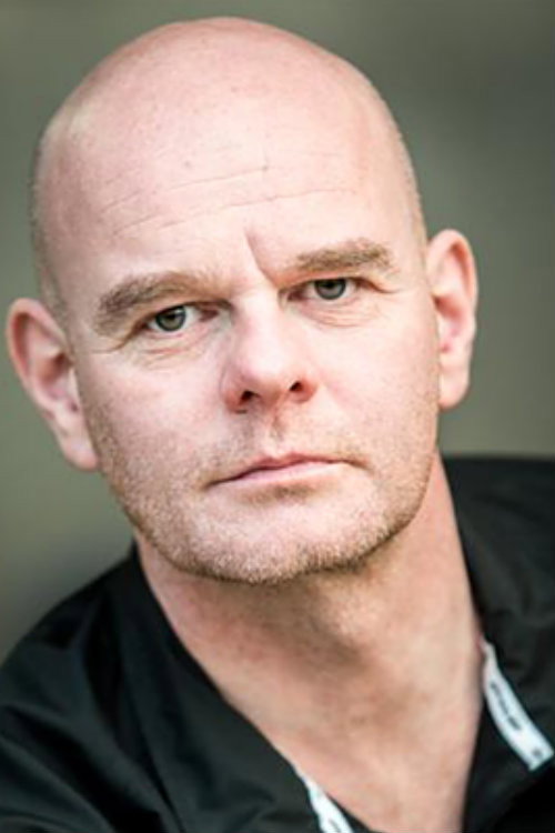 David MacCreedy as Pete Polson in (All Quiet on the) Preston Front