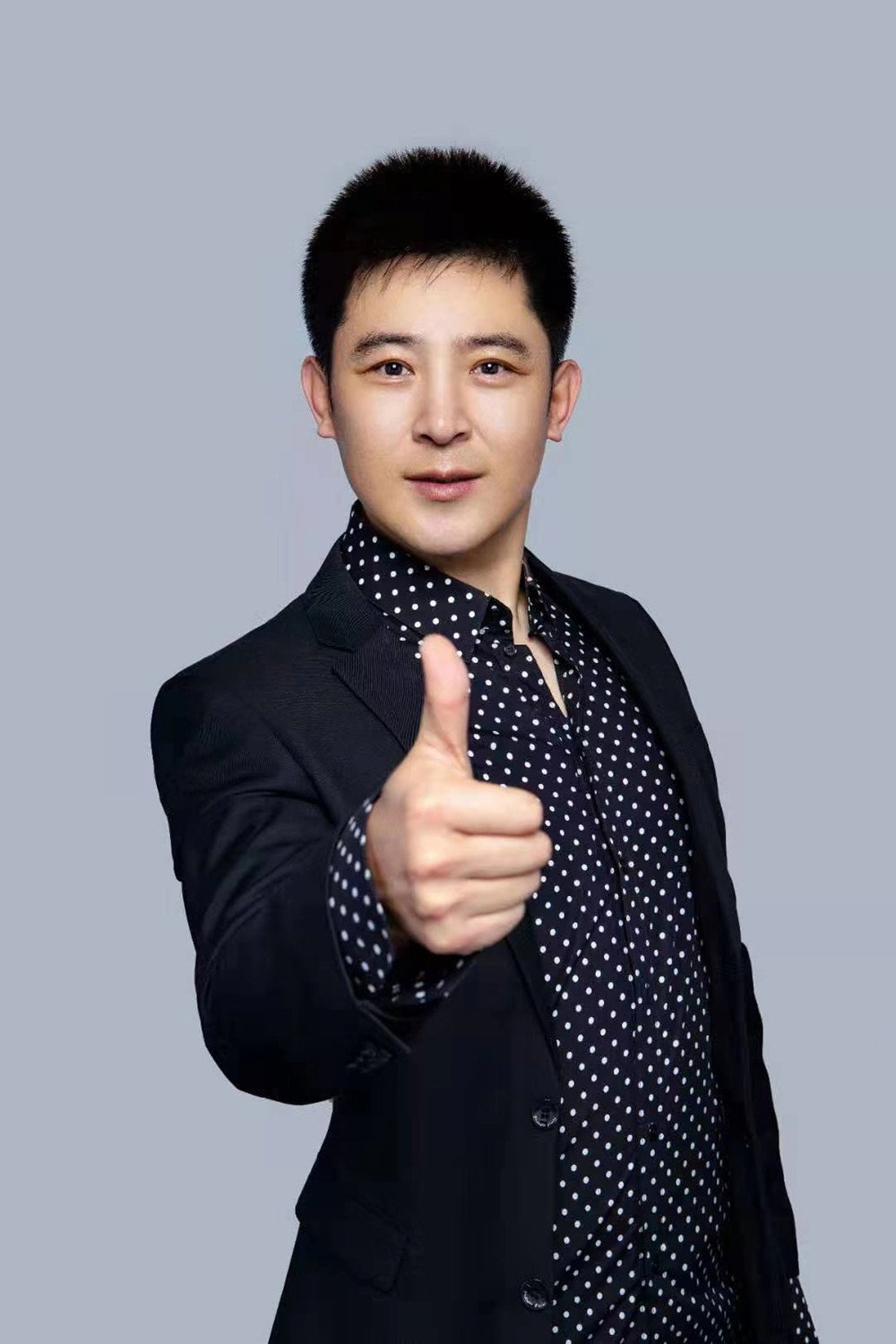 Tao Sun as 刘所长 in The Blood Hound