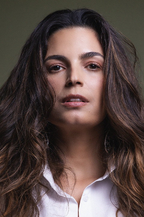 Emanuelle Araújo as Cléo in Lady Voyeur