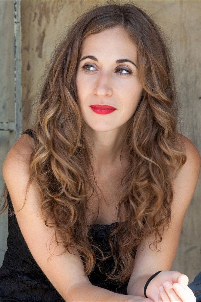 Marta Aledo as Jeny in Charisma