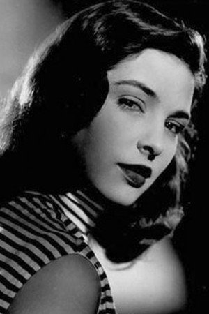 Irène Galter as Lisa in Love and Troubles