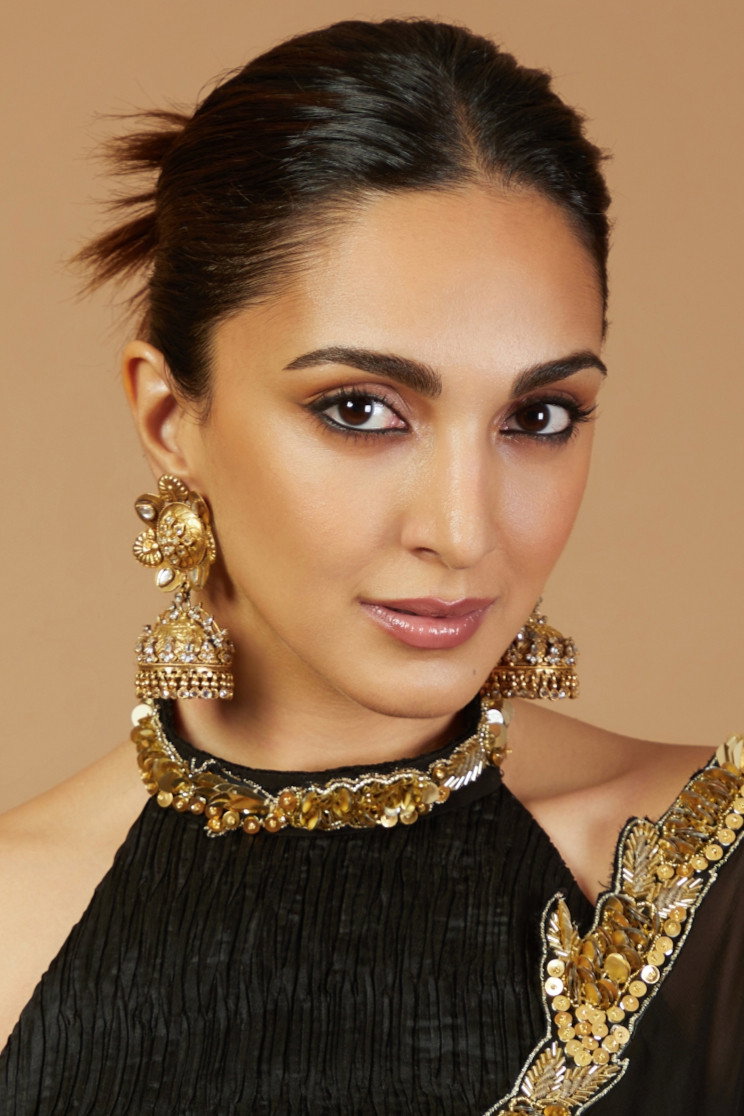कियारा आडवाणी as Monika Batra in Good Newwz