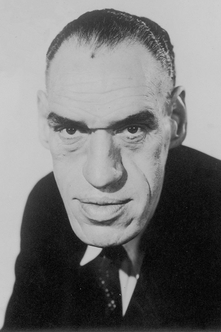 Rondo Hatton as Mario in The Spider Woman Strikes Back