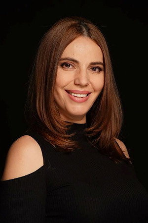 Vesna Stanković as Zorka in Winder
