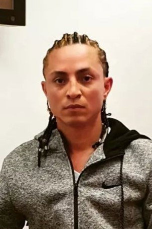 Walter Gómez as Psiko in Panda del Moco