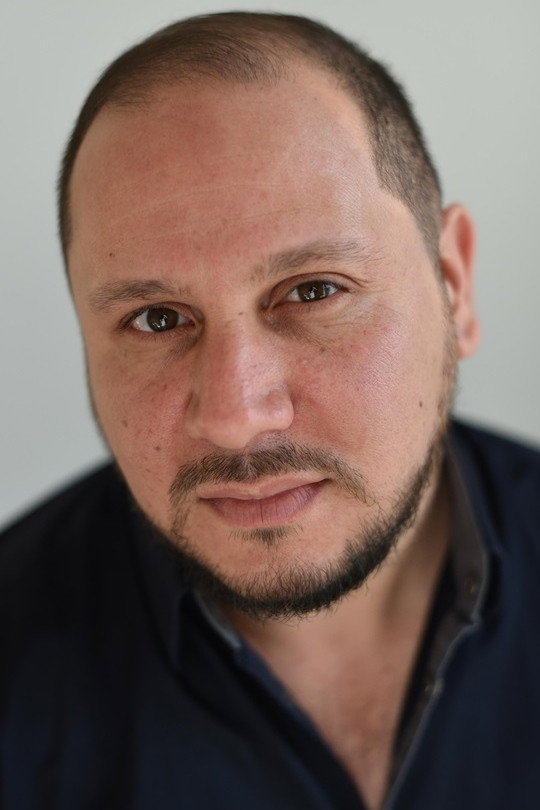 Khalid Maadour as Bachir in Belleville Tour