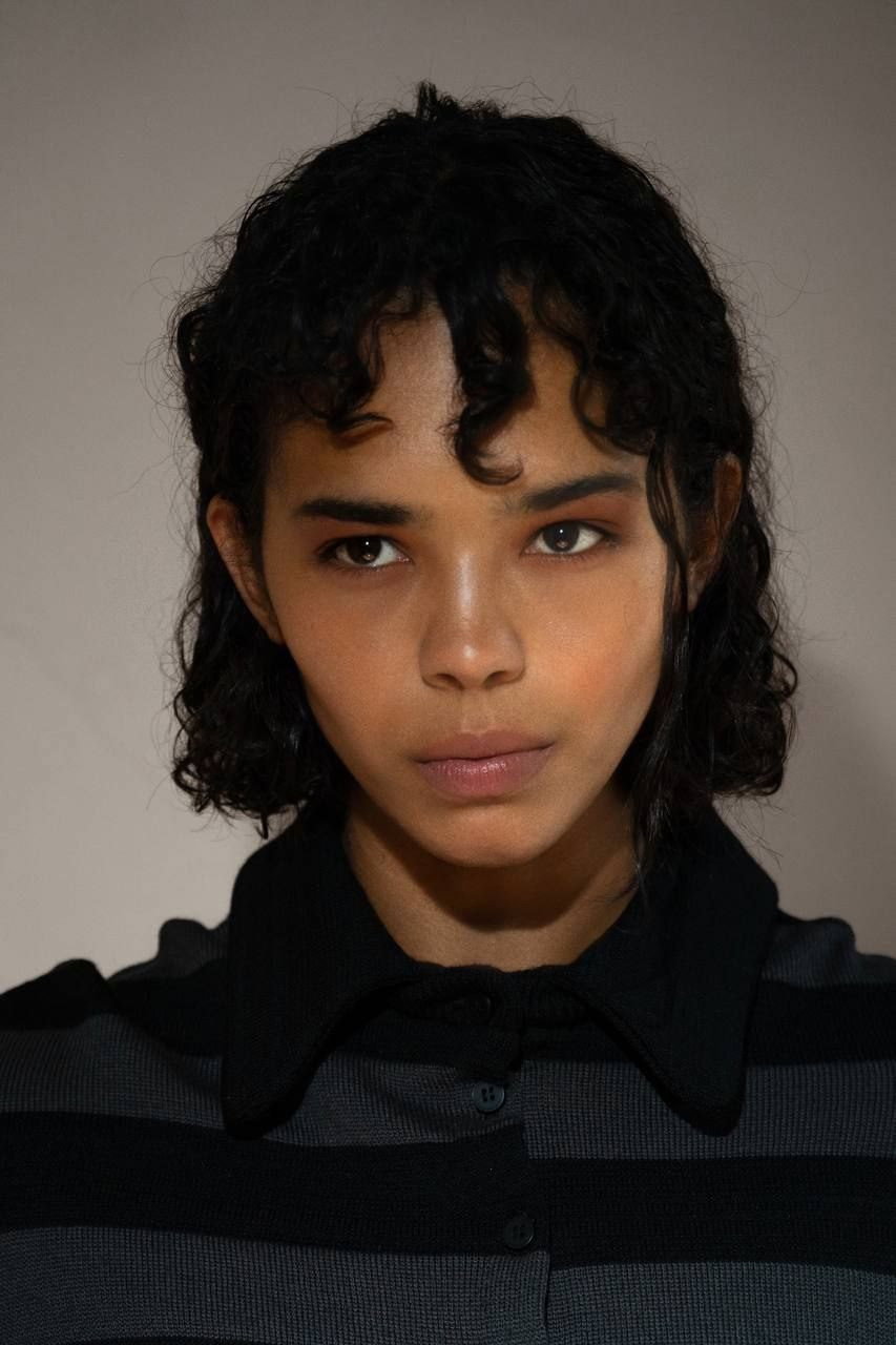 Рената Джало as Joyce in Headshot