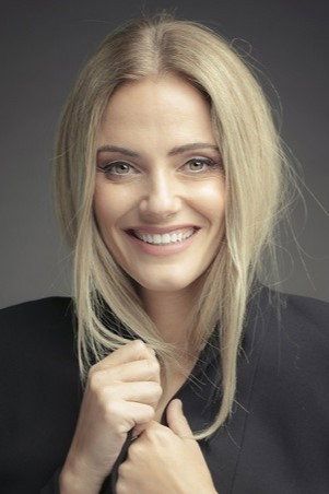 Carmen Vique Rodríguez as Jessica in Flaman