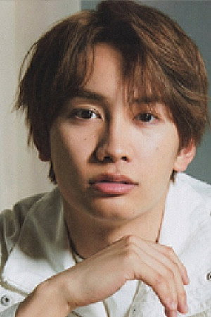 藤原丈一郎 as Itakura Kazuki in I Fell in Love With the Girl Who Gave Me an Eraser