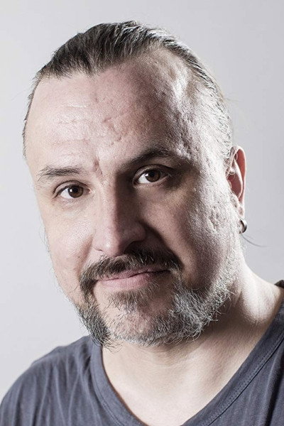 Kristo Salminen as Paavo in HasBeen