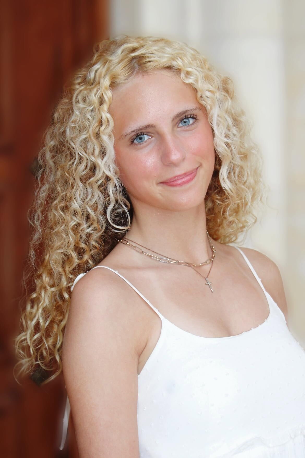 Riley Beeson as Esther Miller in Sugarcreek Amish Mysteries: Blessings in Disguise