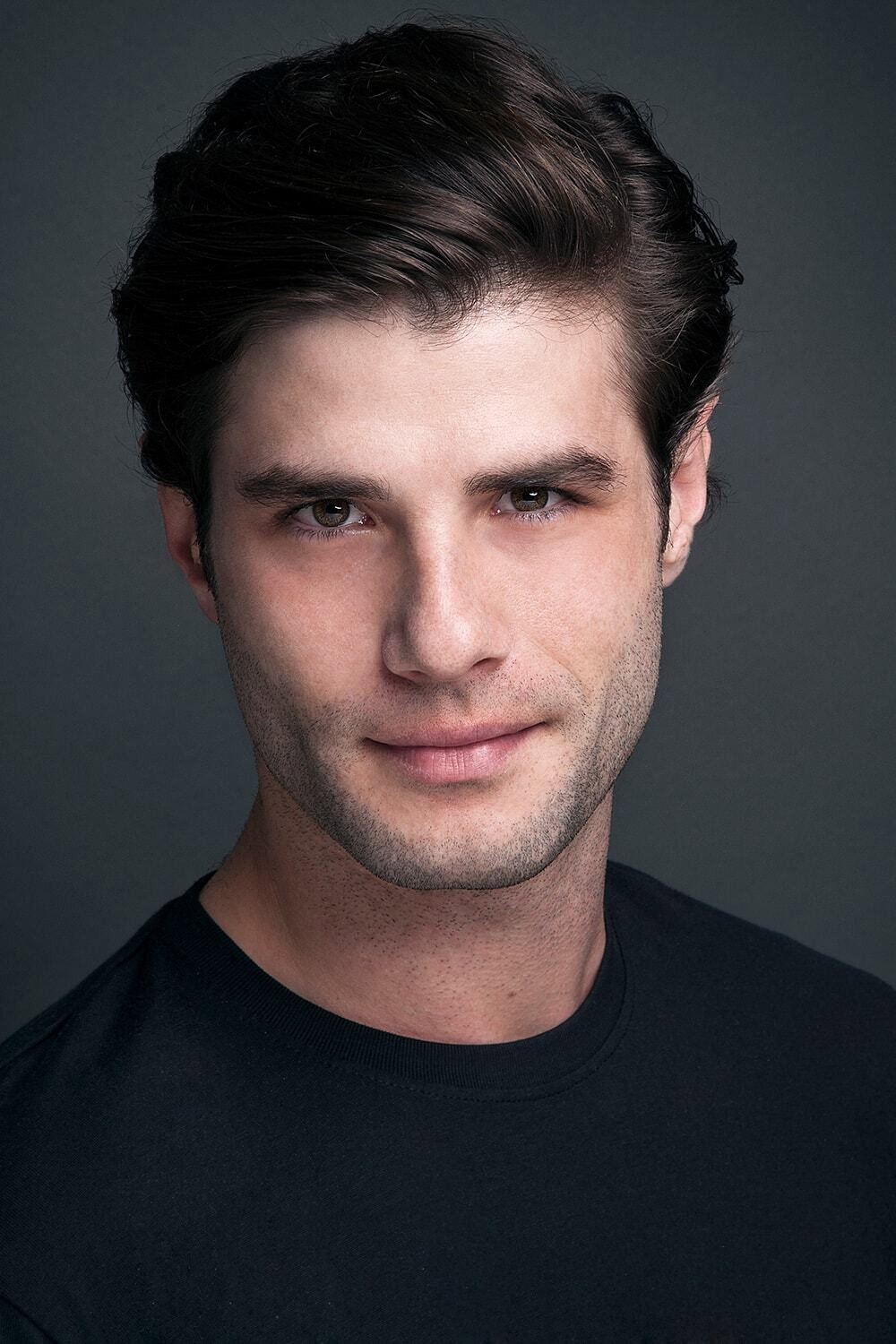 Berk Cankat as Uğur in Bir Deli Rüzgar