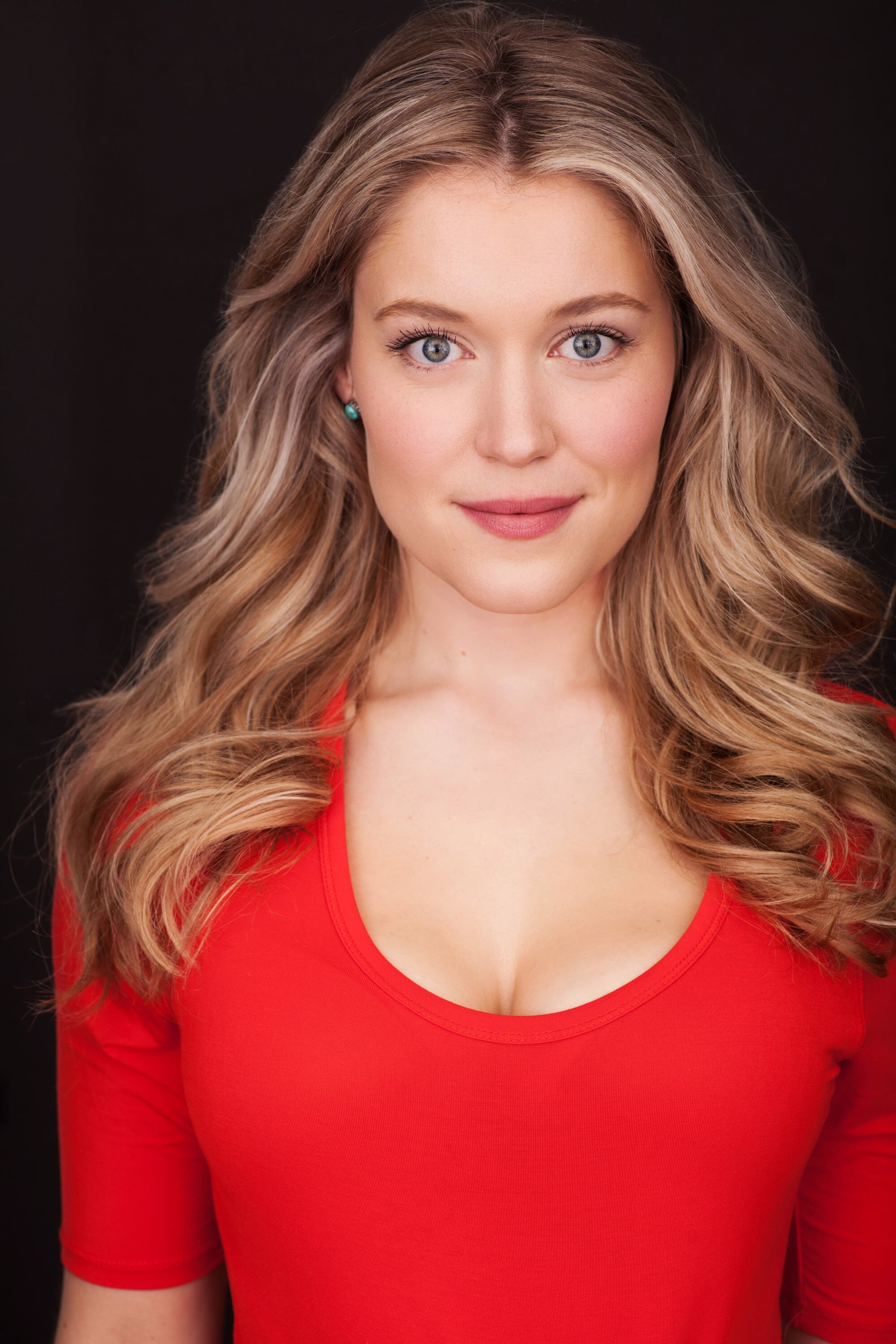 Rachel Bles as Rosie Pink in Styled with Love