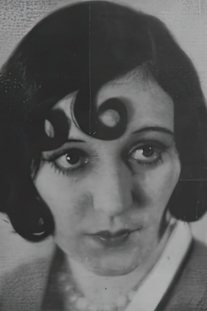 Sylvie Gance as Flo in I Accuse