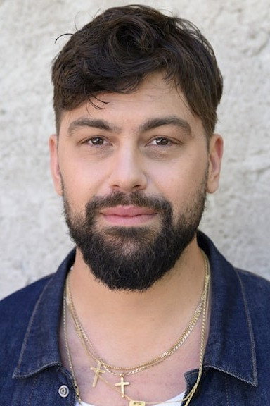 Simon Superti as Self in Så mycket bättre