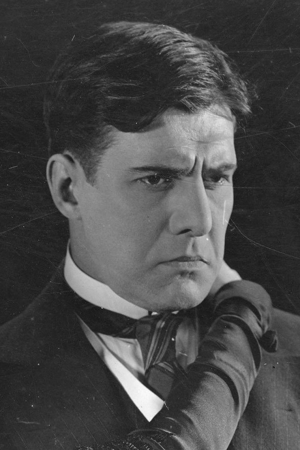 Jere Austin as Benn Bliss in His Mystery Girl
