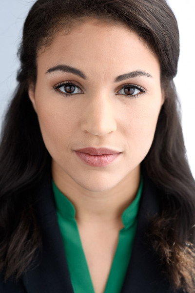 Gabrielle Byndloss as Sandy Wells in To Catch a Killer