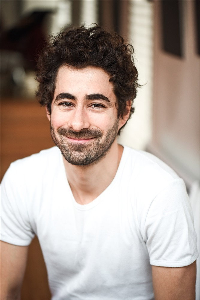 Benjamin Lhommas as Joseph in La Rose de Sang