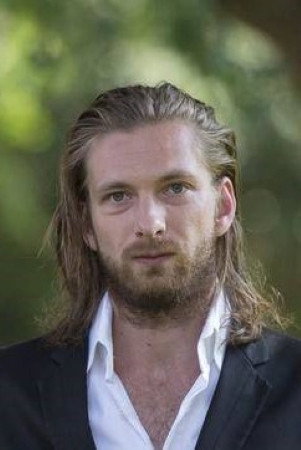 Vincent van der Valk as Condemned Man in Anatole