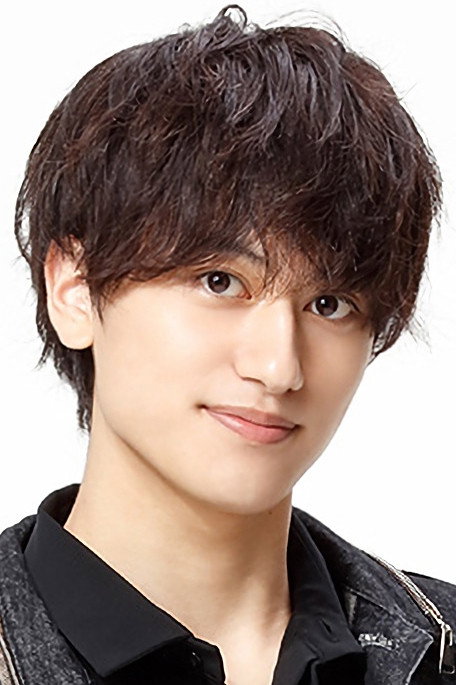 小島健 as Nakagawa Riku in The Asayama Family
